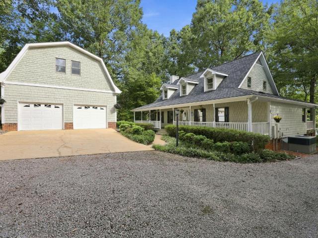 House for sale in Lake Royale, Louisburg