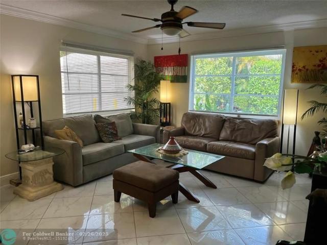 Condo for rent in Oakland Park