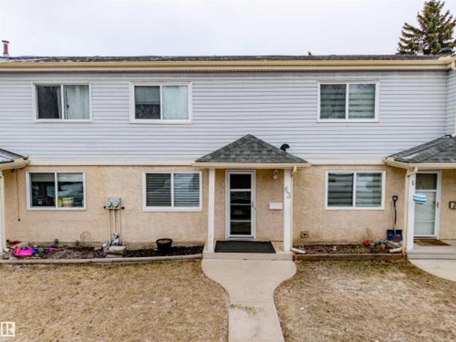 Townhouse for sale in Sherwood Park, Alberta
