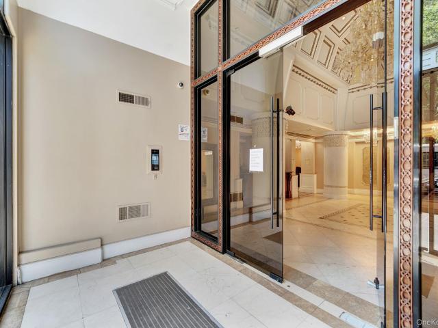 Condo for sale in Queens, Arverne