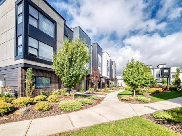 Townhouse for sale in Saint Albert, Alberta