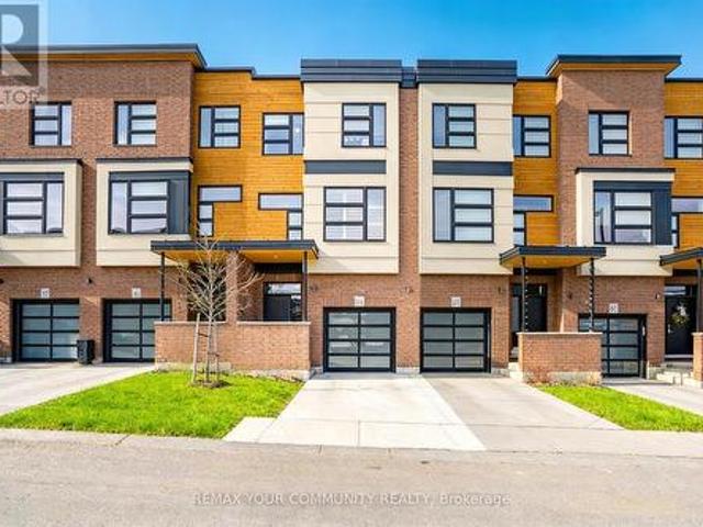 Townhouse for sale in Guelph, Ontario