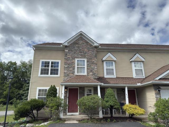 Townhouse for sale in East Stroudsburg Townhouse for sale in East Stroudsburg