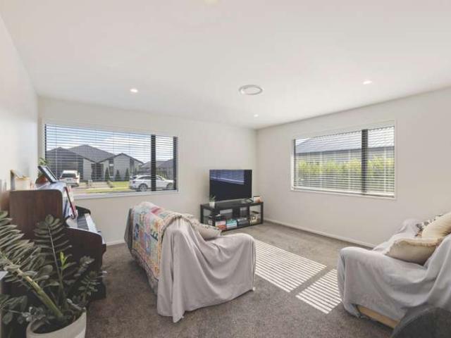 House for sale in Lincoln, Canterbury