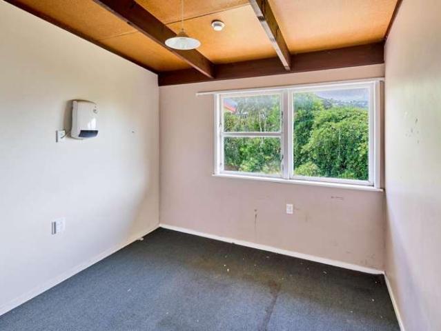 Apartment for sale in Days Bay, Wellington