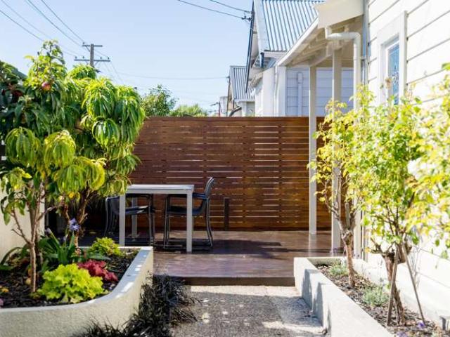 House for sale in Otakou