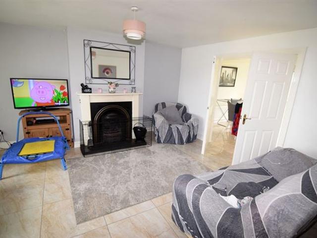 Detached House for sale in Burnside, Ulster
