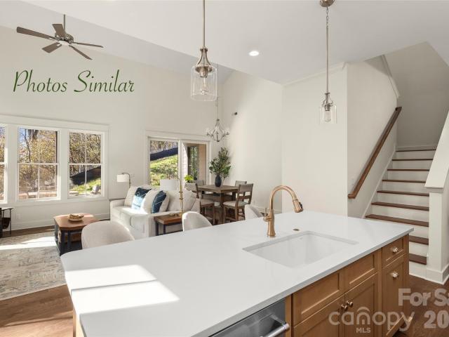 Townhouse for sale in Hendersonville, North Carolina