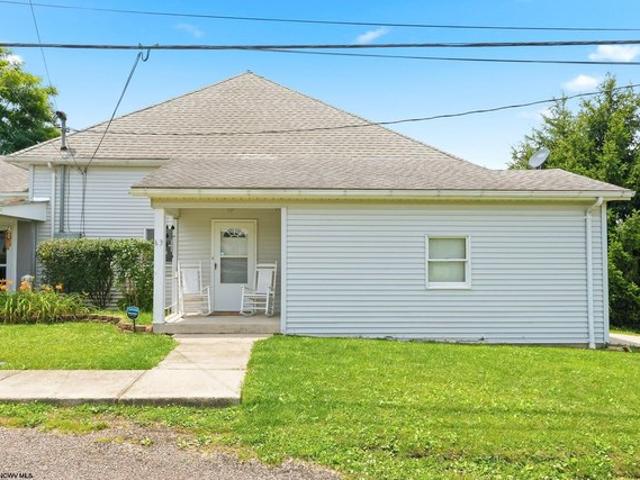 Townhouse for sale in Bruceton Mills, West Virginia