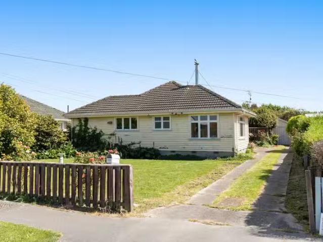 House for sale in Oakura, Canterbury