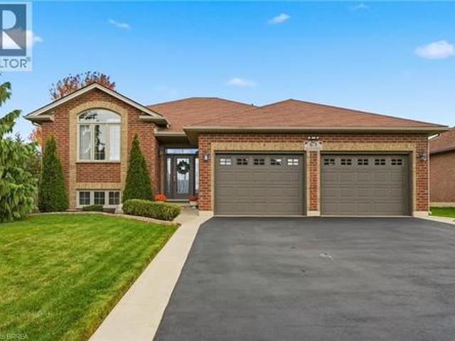 House for sale in Waterford, Ontario