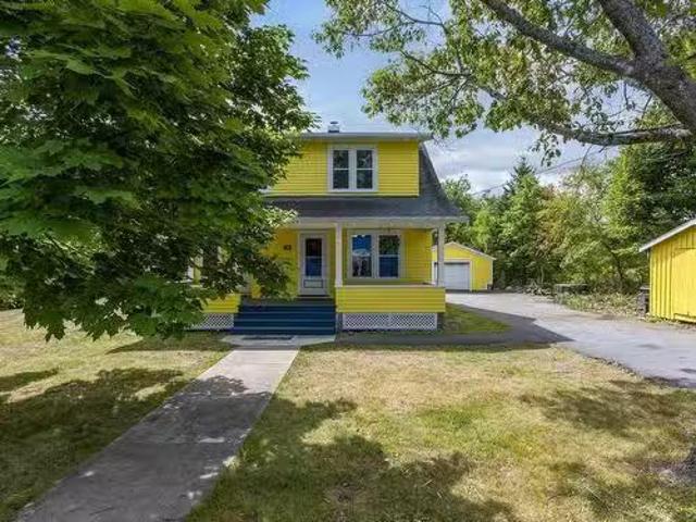 House for sale in Chester Basin, Nova Scotia