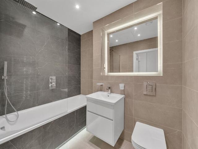 Apartment for rent in Anerley, Greater London