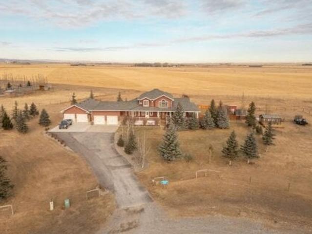 House for sale in Fort Macleod, Alberta
