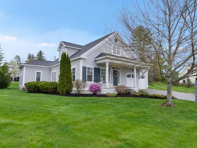 House for sale in Cumberland Center, Maine