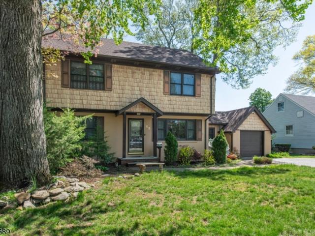 House for sale in Pequannock, New Jersey
