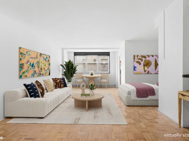 Apartment for sale in Arverne, New York