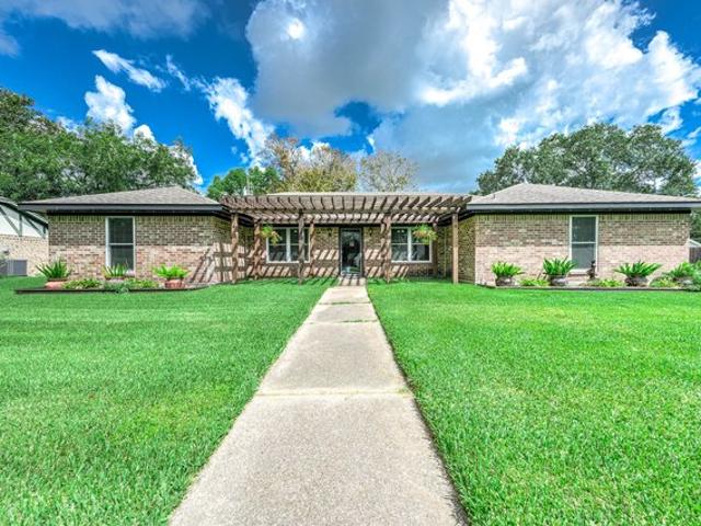 House for sale in Alvin, Texas