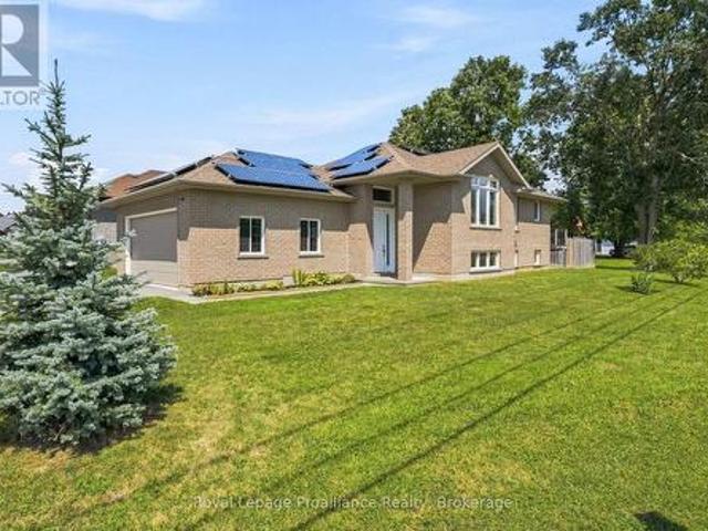 House for sale in Quinte West, Ontario