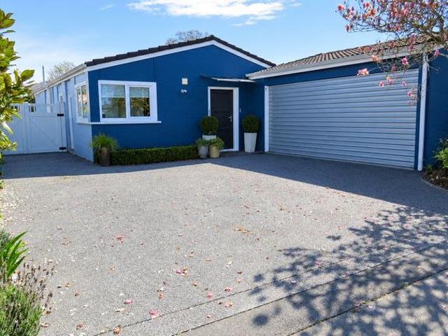 House for rent in Chaslands, Canterbury