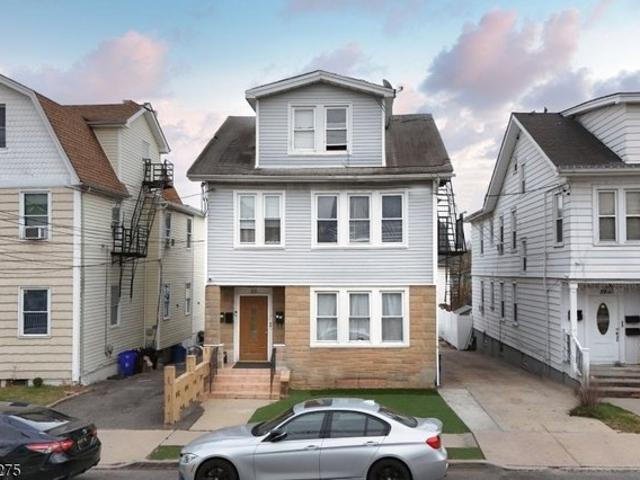 House for sale in Bloomfield, New Jersey