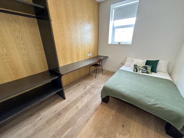 Room for rent in Islington, Calderstones