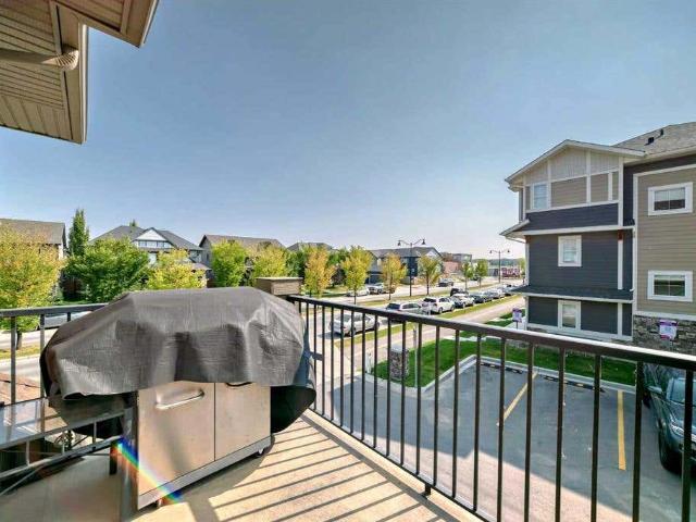 Townhouse for sale in Northwest, Alberta