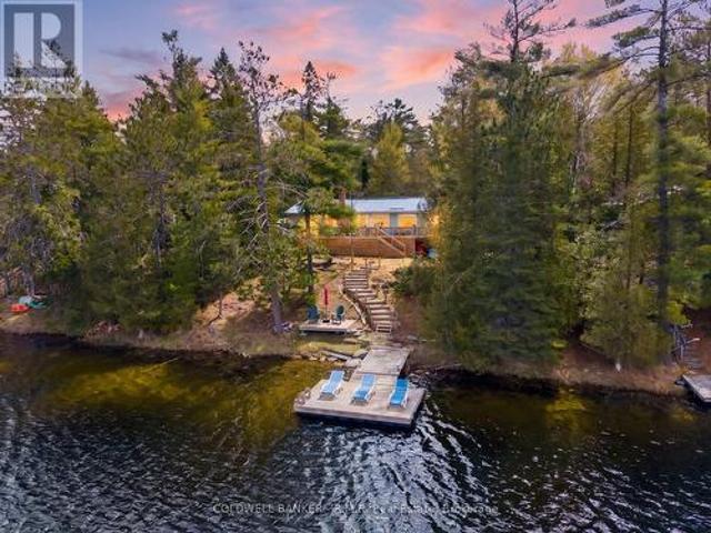 House for sale in Ontario