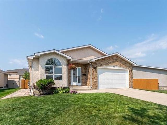 House for sale in East St. Paul, Manitoba