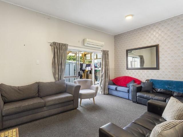Apartment for rent in Otakou