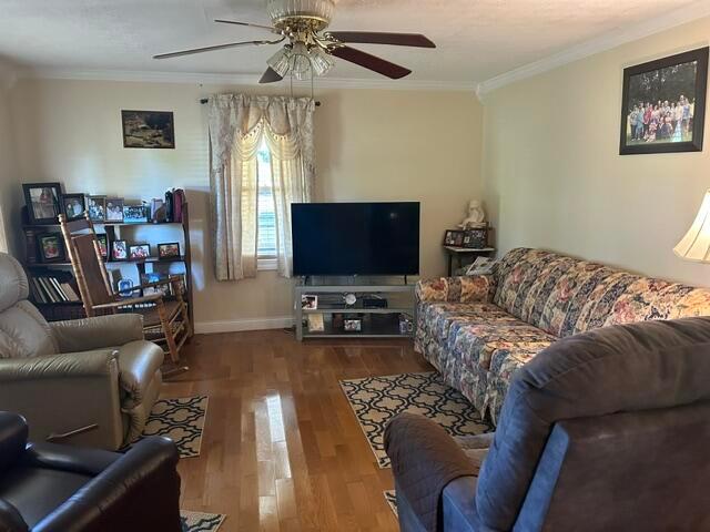 House for sale in East Bernstadt, Laurel County