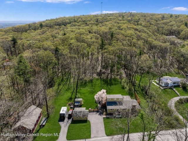 House for sale in Bloomington, New York