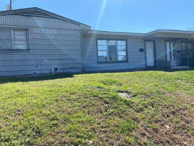 House for sale in Denison, Texas