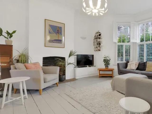 House for rent in Stroud Green, Greater London