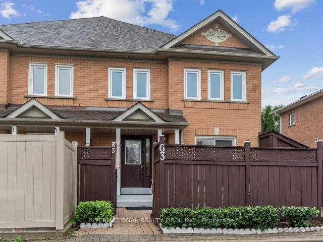 Townhouse for sale in Woburn, Ontario