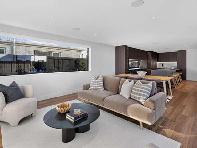 House for sale in Casebrook, Canterbury