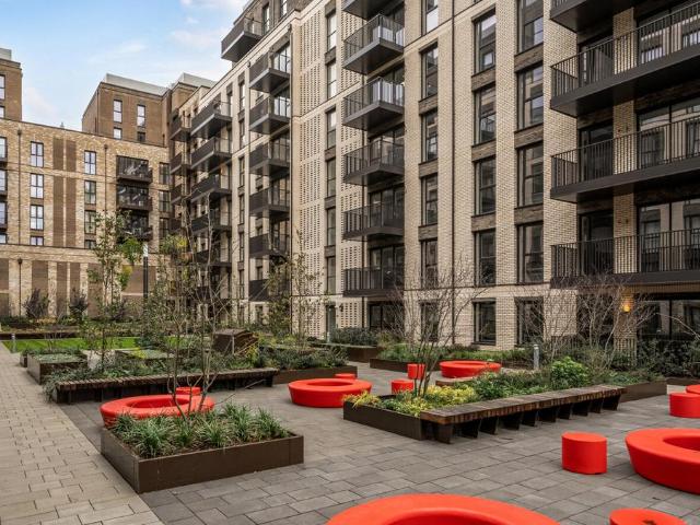 House for rent in Clapham, Greater London
