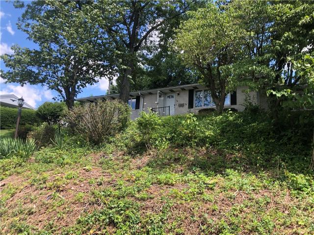House for sale in Farmington, Pennsylvania