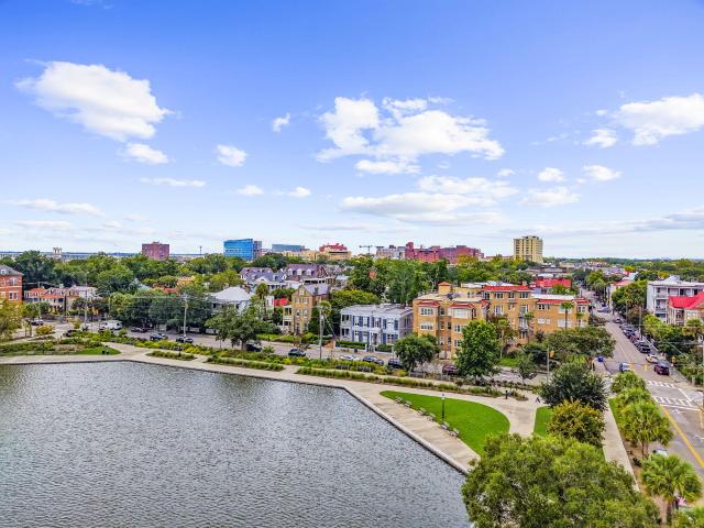 Condo for sale in Charleston, South Carolina