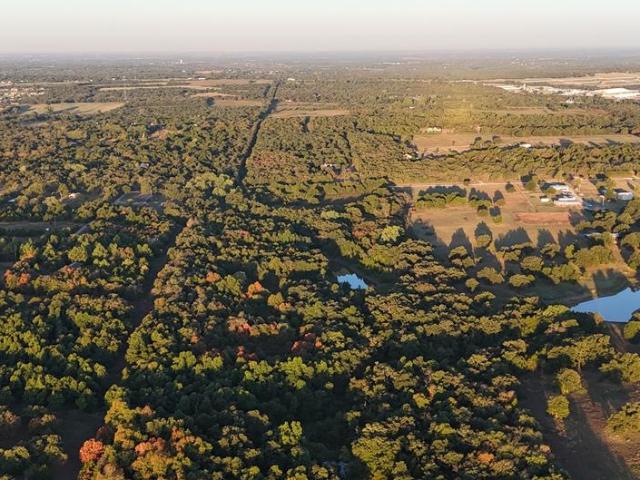 Land for sale in Guthrie, Logan County