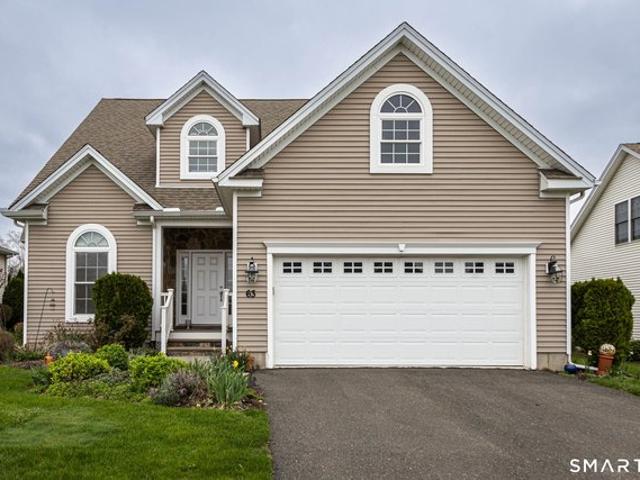 Condo for sale in Berlin, Connecticut