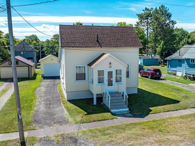 House for sale in Houghton, Michigan