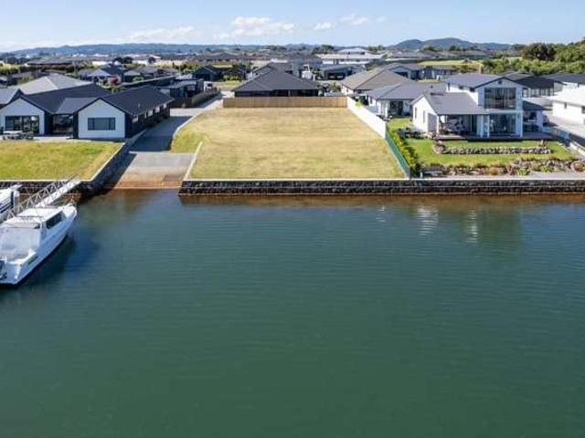 Land for sale in Marsden Point, Northland