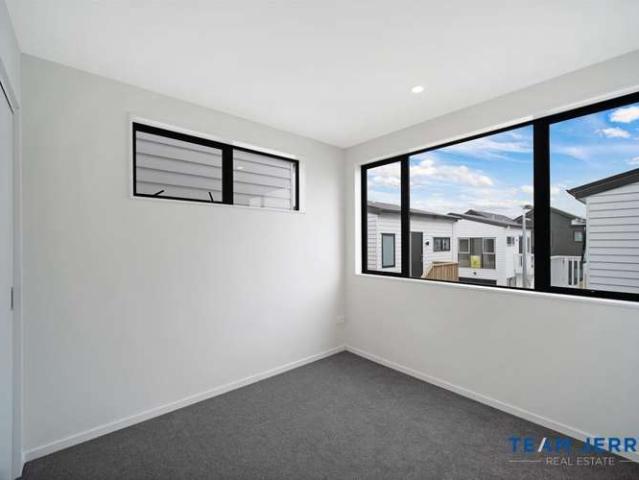 House for sale in Papakura