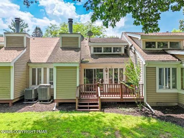 Townhouse for sale in Stroudsburg