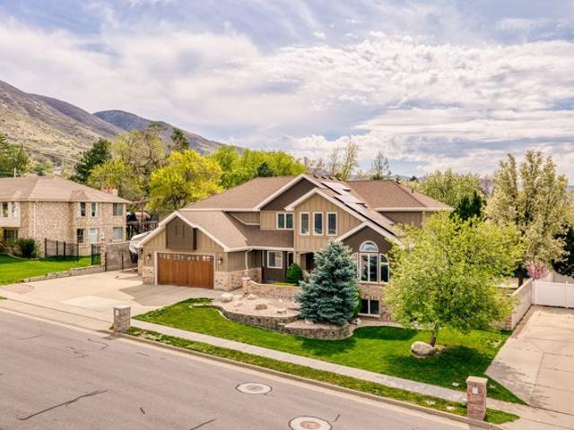 House for sale in Centerville, Utah
