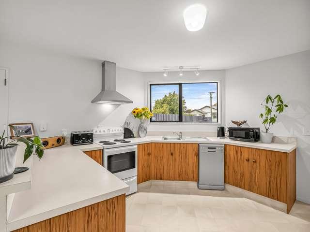 House for sale in Heathcote, Canterbury