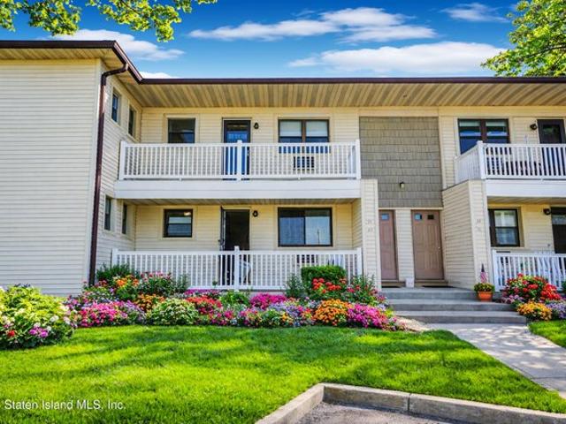 Condo for sale in Monmouth, New Jersey