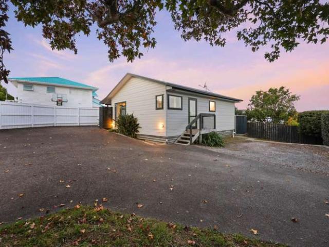 House for sale in Whangaparaoa