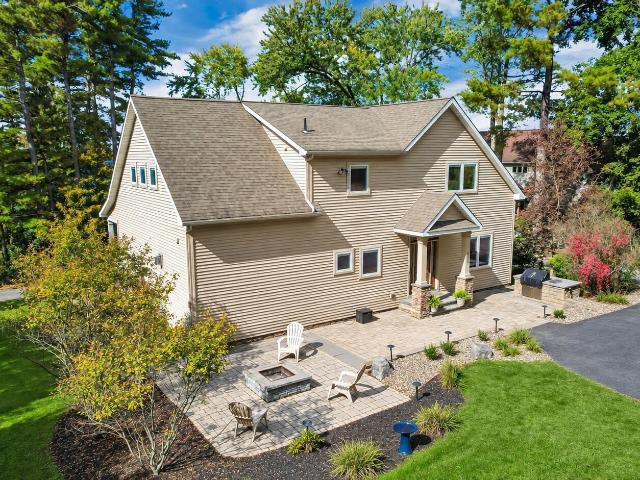 House for sale in Maple Shade, City of Saratoga Springs